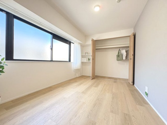 【洋室】 | グラン・ドムール丹波口