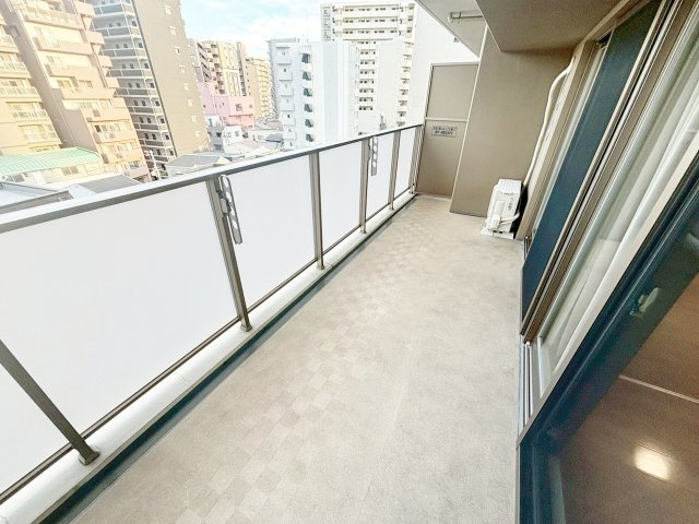 カサーレ梅田プレミアのバルコニー