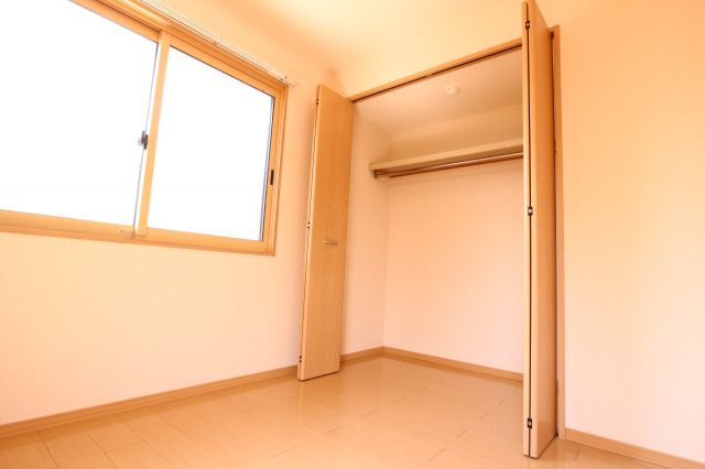 グレイス中道の収納