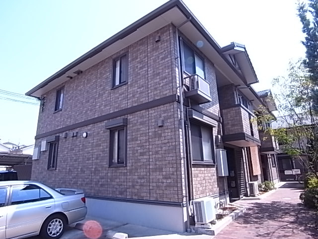 グレイス中道の外観