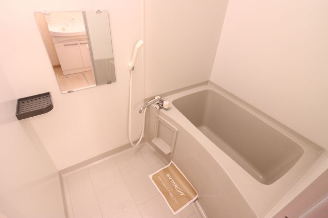 グレイス中道の浴室