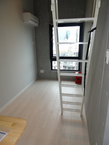 コルク本駒込の洋室