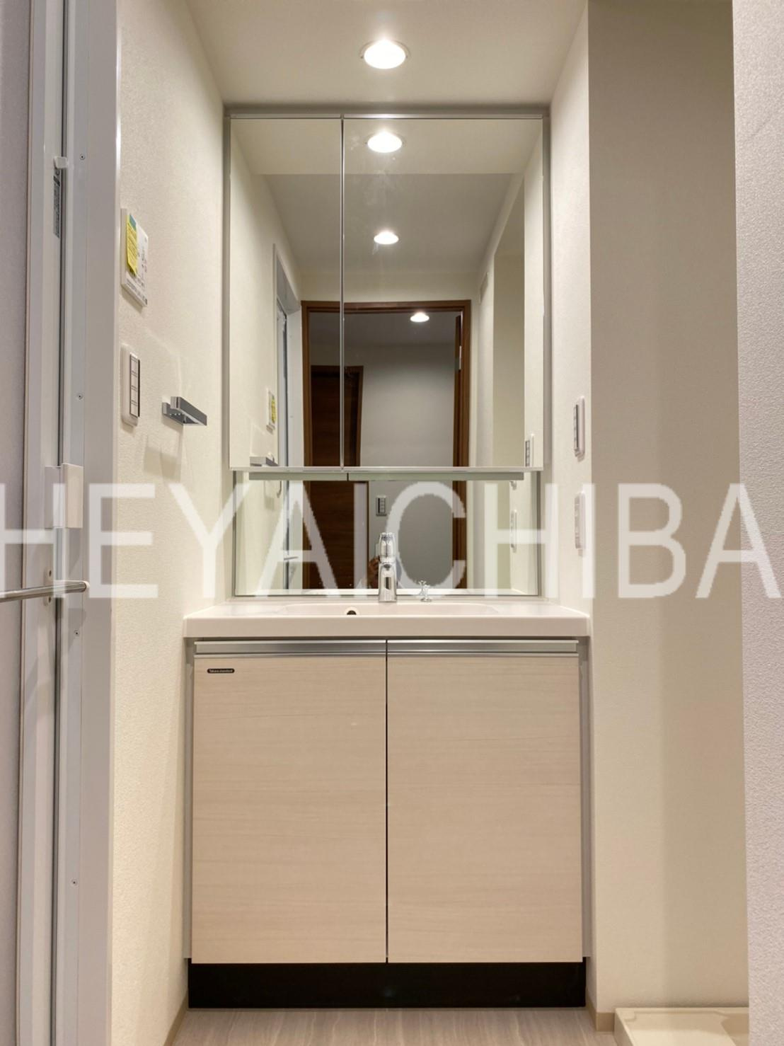 GLANZ秋葉原レジデンスの洗面所