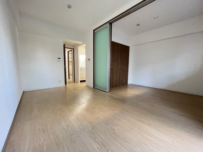 【居間・リビング】 | ノーブル関目 | ※別号室参考画像