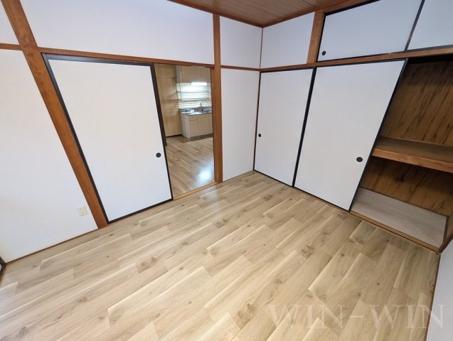 オリエンタルハイツの洋室