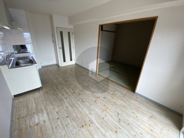 ロクマグランデの居間・リビング