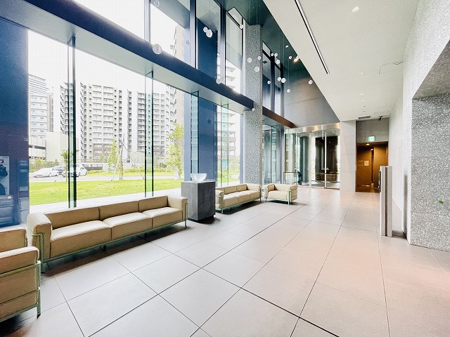 【ロビー】 | センターマークスタワー