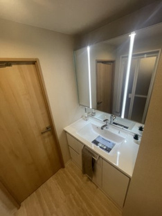 【独立洗面台】サンヴェール京都西陣 