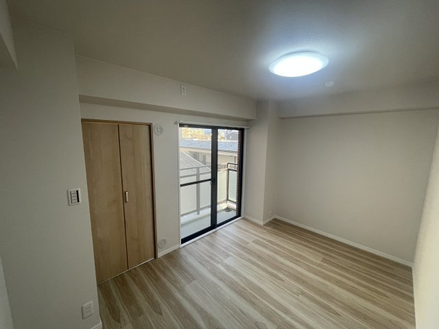 【洋室】サンヴェール京都西陣 