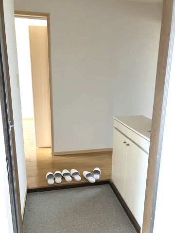 アドバンス21の玄関