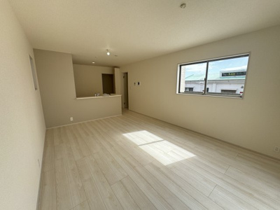 【居間・リビング】 | 糸満市真壁　第2（全4棟） | ※同仕様写真です