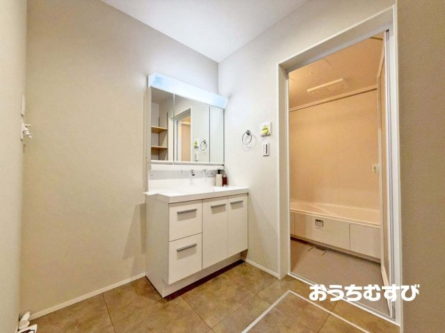 北区大杉2期(残1棟)の独立洗面台