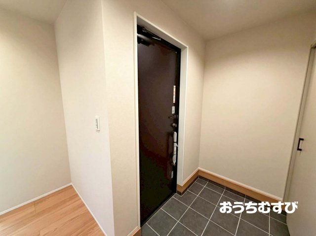 北区大杉2期(残1棟)の玄関