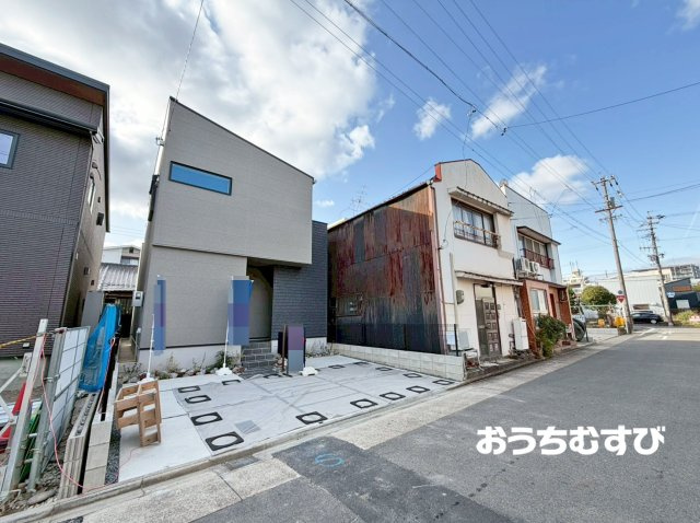 北区大杉2期(残1棟)の前面道路含む現地写真