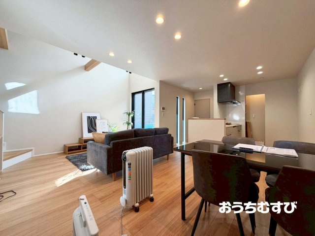 北区大杉2期(残1棟)の居間・リビング