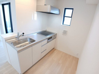 【キッチン】 | ヒカルサ土浦神立ウエスト | キッチンです