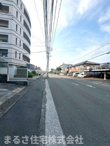 恒久３丁目　売地の前面道路含む現地写真