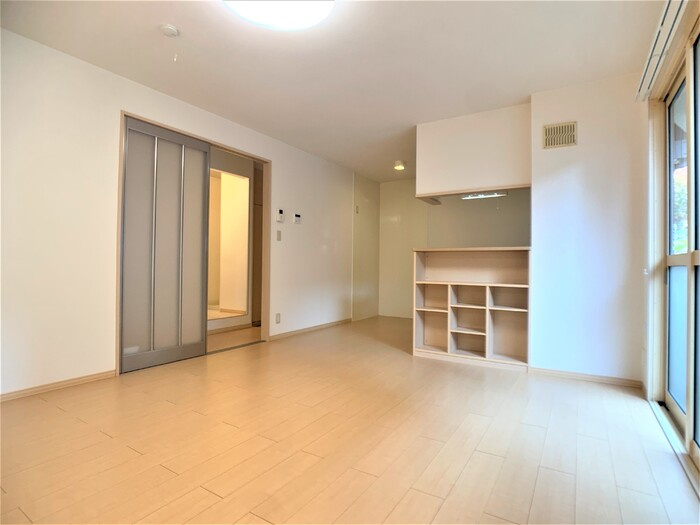 シャルマン松橋Aの居間・リビング