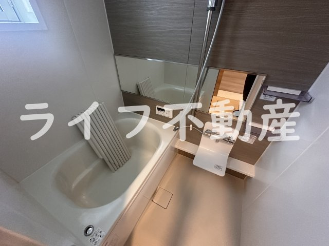 H&B吉田の浴室|落ち着いた空間のお風呂です