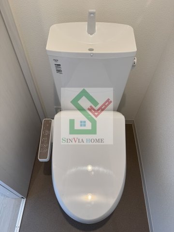 ジーメゾン所沢市下安松ネストのトイレ