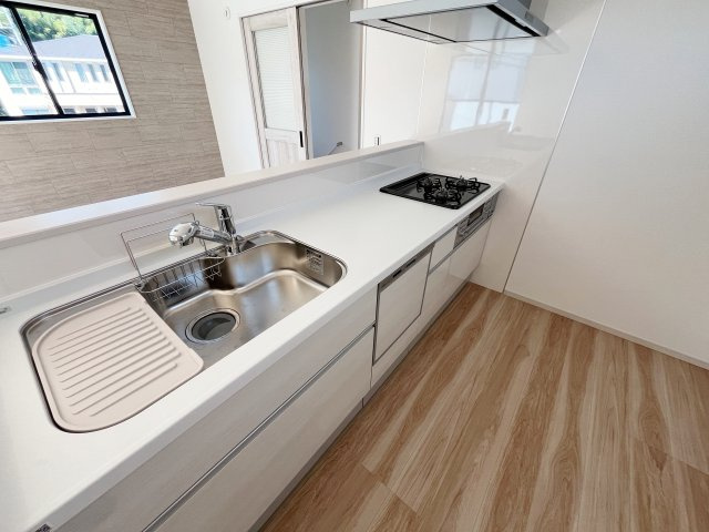 『八王子市新築戸建て』八王子市長沼町466【仲介手数料無料】　４期のキッチン|～仲介手数料無料☆八王子ひなた不動産～　八王子市長沼町　新築戸建て