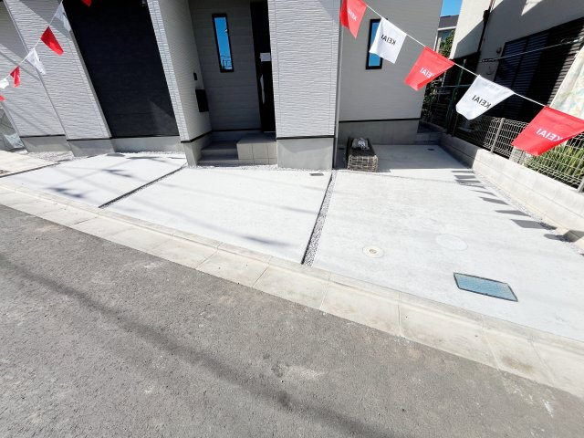 祝：成約済み　八王子市　長沼町　新築戸建て　４期の駐車場|～仲介手数料無料☆八王子ひなた不動産～　八王子市長沼町　新築戸建て