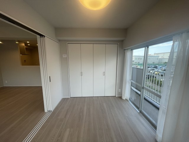 サーパス松島の居間・リビング