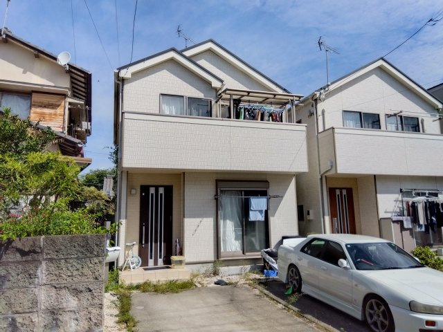 売中古戸建　田方郡函南町仁田の外観|閑静な住宅地に位置しています。車通りが少なく騒音も気にならない穏やかな環境です。