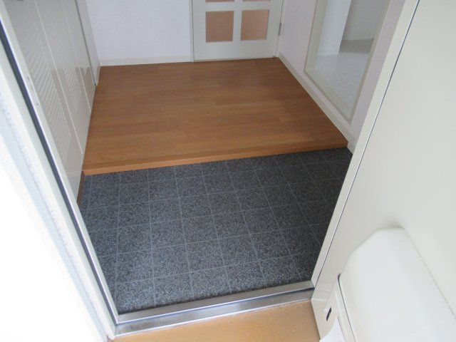 ハーバーランド神戸駅前２ＬＤＫの玄関|シンプルで使いやすい玄関です