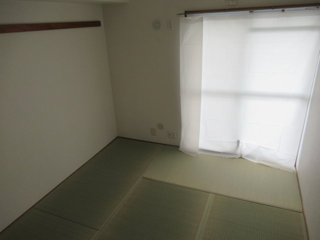 ハーバーランド神戸駅前２ＬＤＫの和室|和室があると落ち着いた雰囲気になりますね