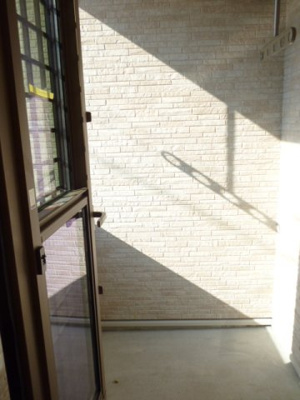 【バルコニー】 | コートヤードⅥ | バルコニー付きです