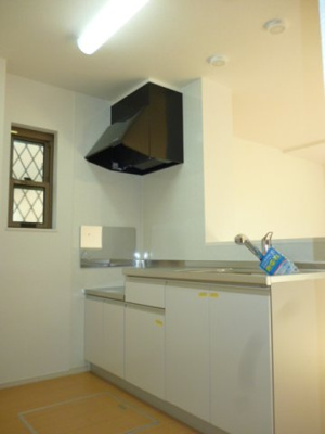 【キッチン】 | コートヤードⅥ | きれいなキッチンです