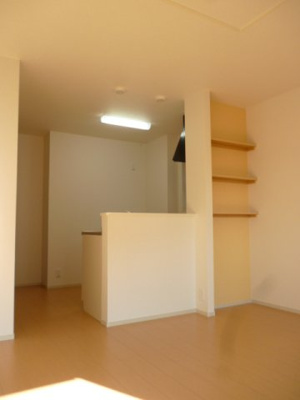 【居間・リビング】 | コートヤードⅥ | ゆったり過ごせる居間です