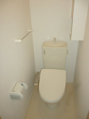 【トイレ】 | コートヤードⅥ | 落ち着いたトイレです