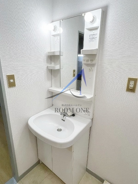 稲山弐番館の洗面所|洗面台です。