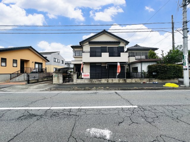 前橋市関根町三丁目の外観|駐車スペース2台分可◎