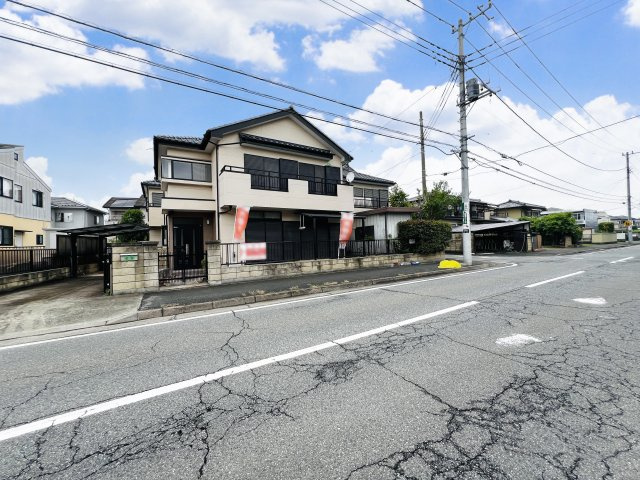 前橋市関根町三丁目の前面道路含む現地写真|車の通りも少なく駐車も楽々♪