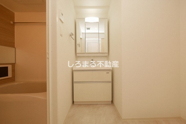 Vinoプレジオ本町の洗面所