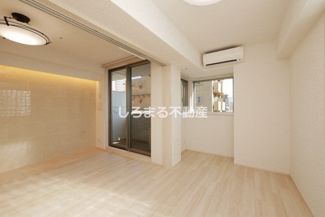 Vinoプレジオ本町の洋室