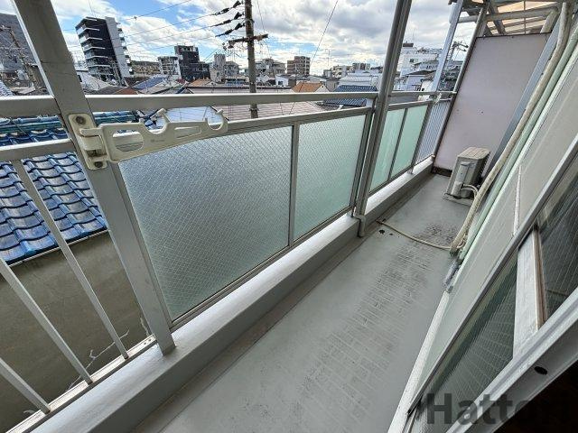 ドムール三国のバルコニー