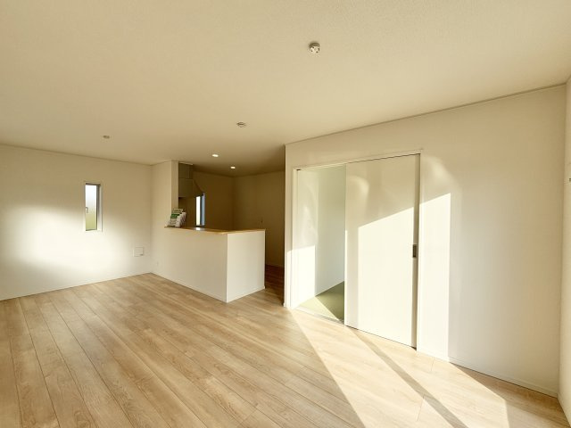 【居間・リビング】 | 前橋市粕川町女渕第2　1号棟