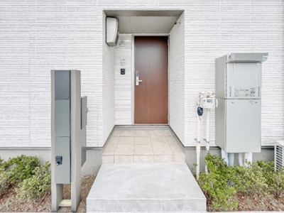 【設備】 | カーサクラーノ | 玄関