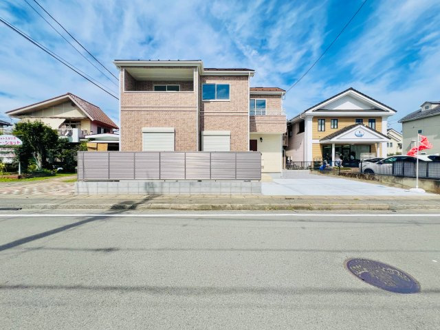 高崎市下小鳥町の前面道路含む現地写真|前面道路は交通量が少なく、出入りも安心♪
