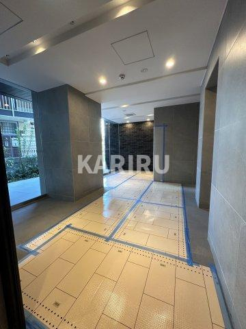 URBANLINK森小路駅前のロビー