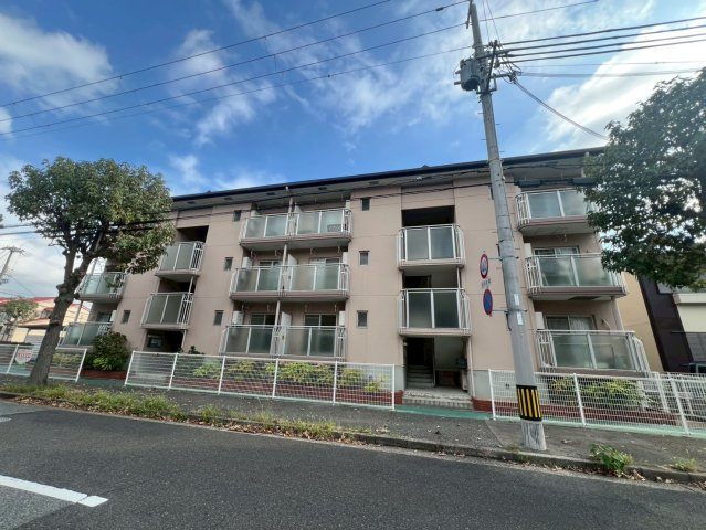 ランベール池北の外観