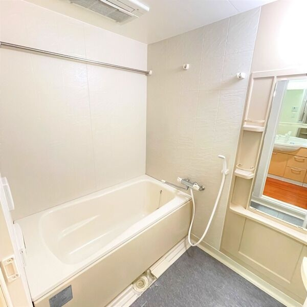 センチュリー富士見の浴室