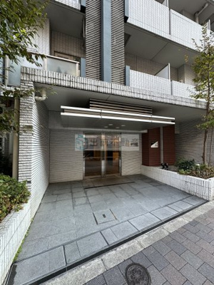 【エントランス】 | KDXレジデンス東新宿