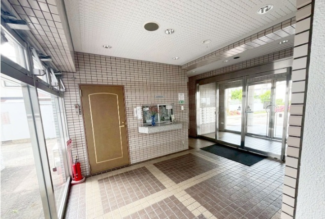 ライオンズマンション周船寺のエントランス|落ち着いたエントランスです