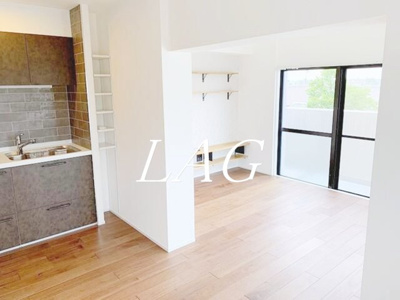 【居間・リビング】 | パローマ祖師谷 | 洋室のお部屋です。