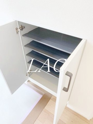 【収納】 | パローマ祖師谷 | シューズボックスです。